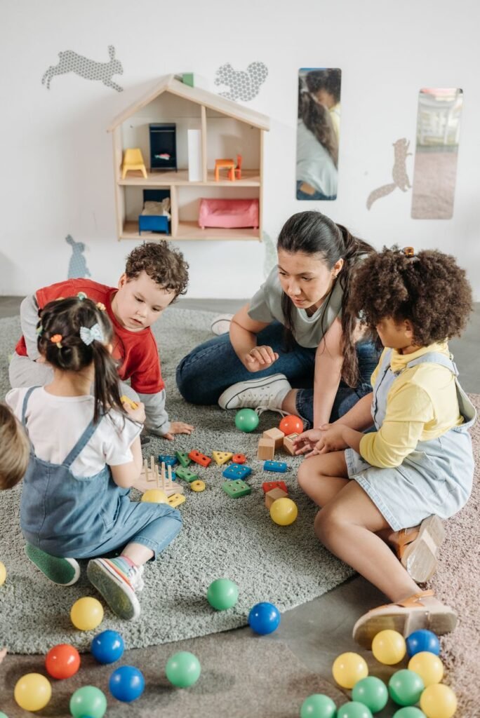 כיצד לבחור גן ילדים איכותי לגיל הרך: המדריך המלא להורים